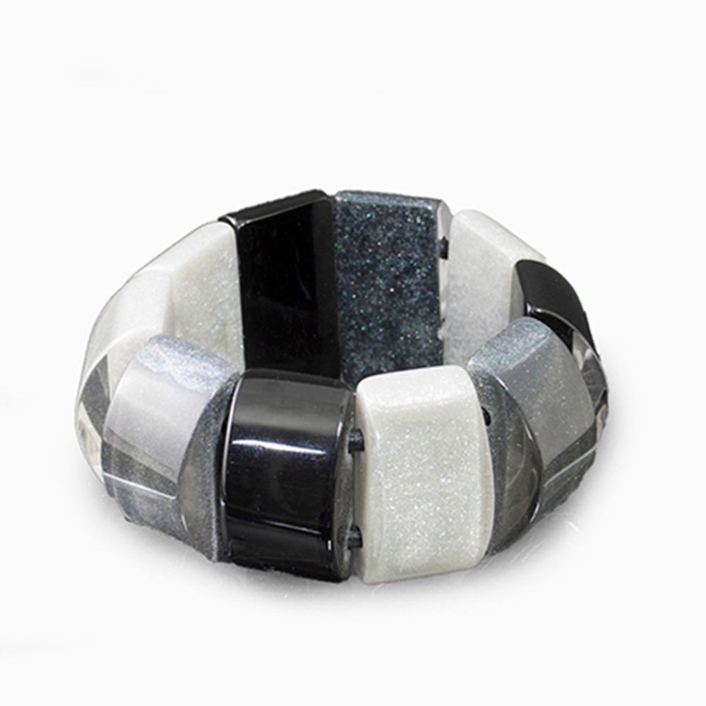 Zsiska Rectangular Bead Bracelet